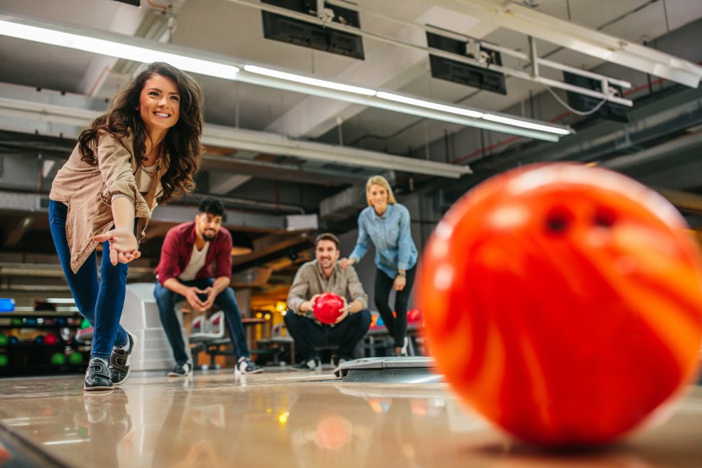 people bowling